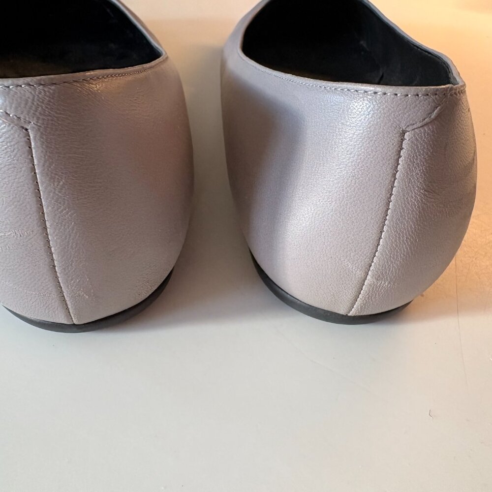 Roger Vivier Gray flats with buckle - Picture 3 of 3